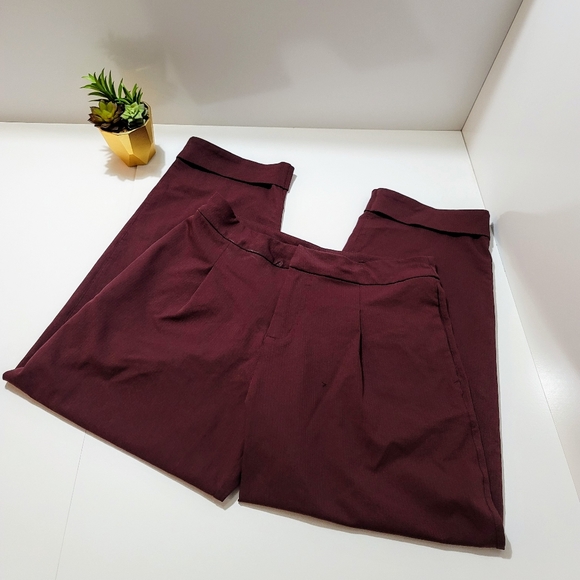 Lululemon Wide Legged Wonder Pant - Picture 2 of 9